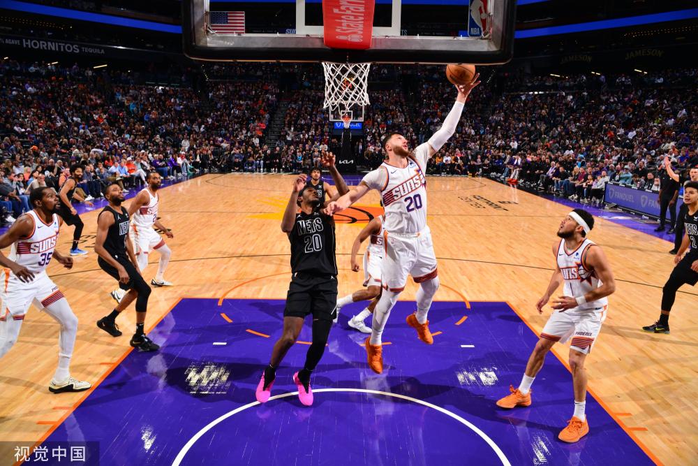 尤其是在 尤其是在